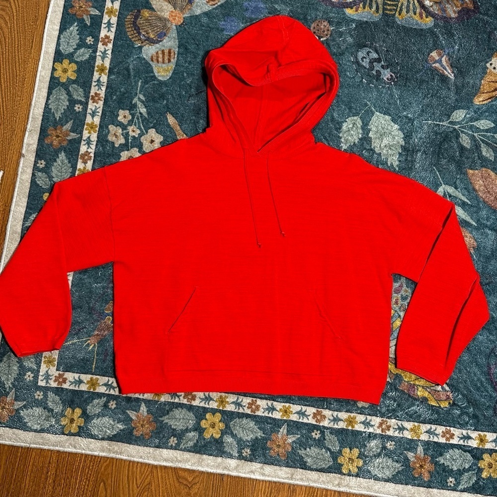 Babaton Aritzia Red Cotton Blend Pullover Hoodie Size 2 EUC